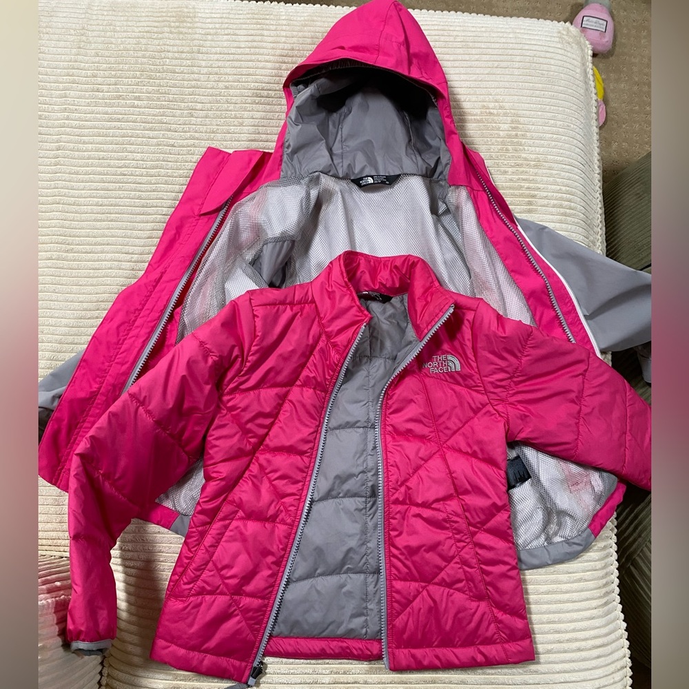 North face jacket, girls size 6 (XS)